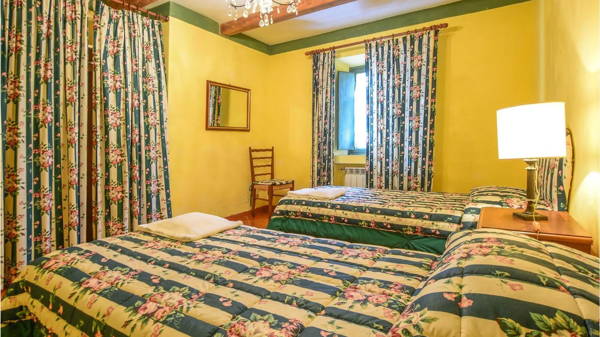 2 Bedroom Cozy Home In Casalappi Casa Lappi